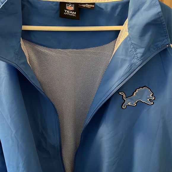 NFL team apparel size 6X light blue and white light jacket - Picture 4 of 5